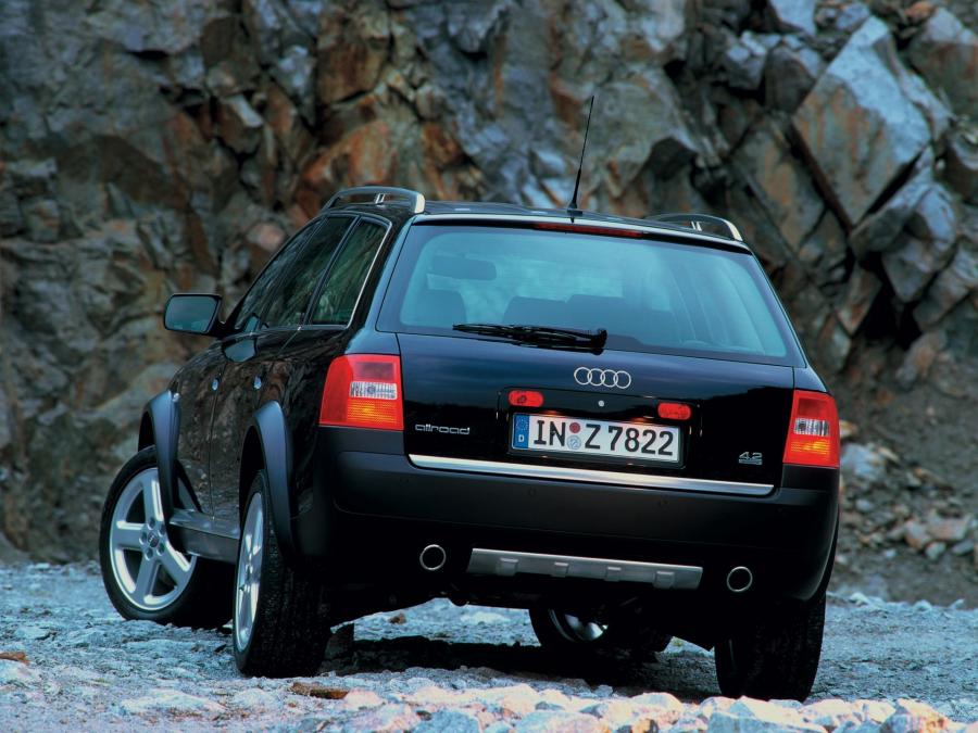  Audi Allroad 4.2 Quattro (4B, C5) 2000 года  (фото 16 из 17)